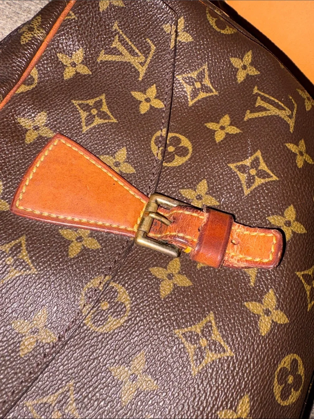 Louis Vuitton Jeune Fille shoulder bag crossbody Authentic